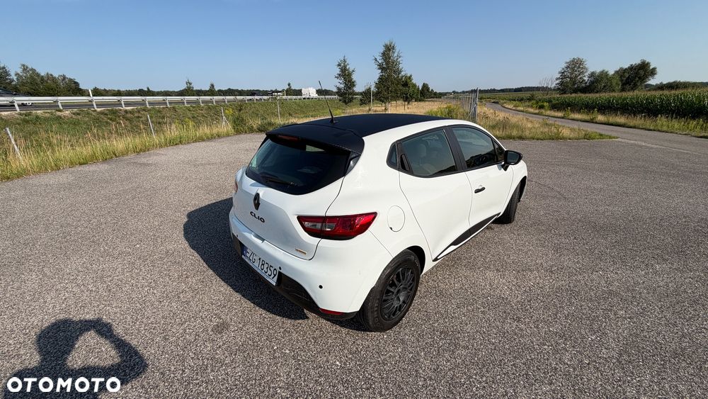Renault Clio 1.2 16V Life - 4
