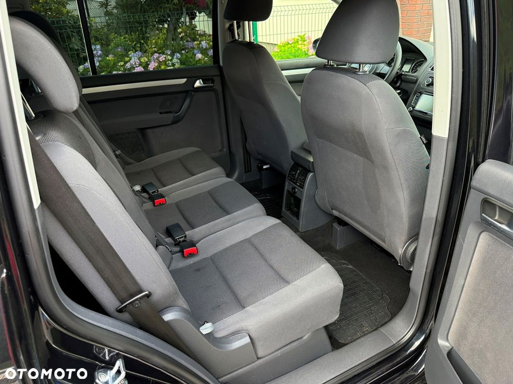 Volkswagen Touran 1.2 TSI BlueMotion Technology Life - 22