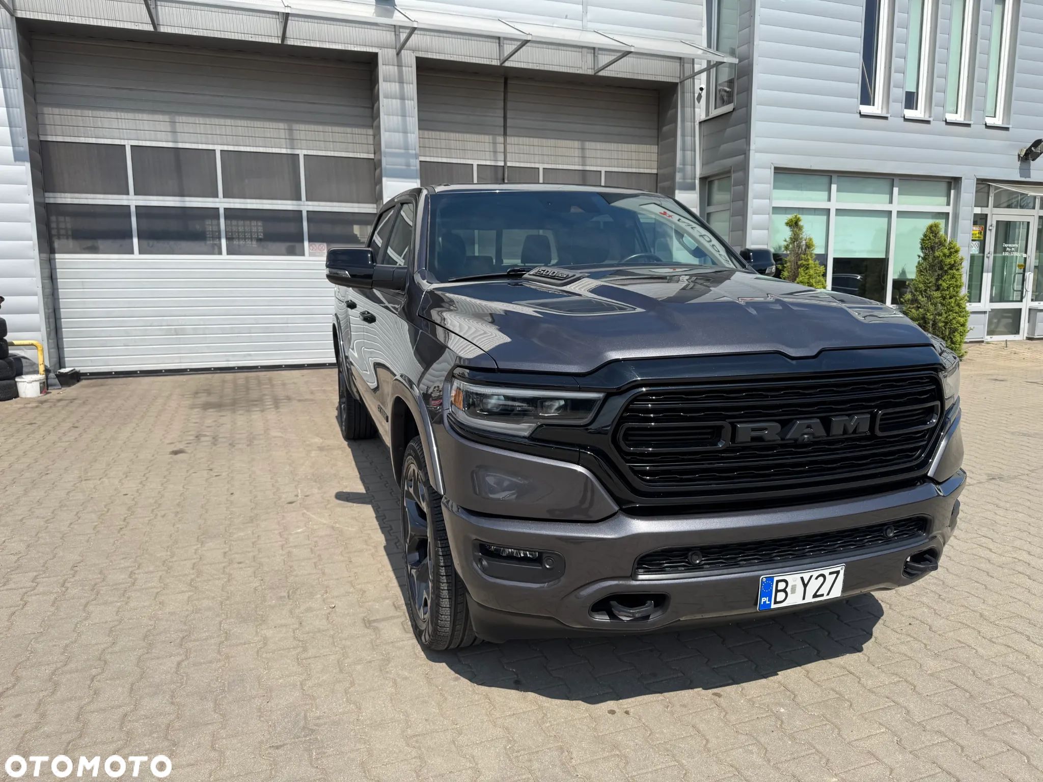 RAM 1500 Crew Cab Limited - 1