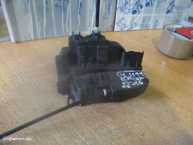 Fecho Fec4499 NISSAN MICRA K12 2005 5P TD 3 PINOS NISSAN MICRA 3 K12E 2010 1.5DCI 85CV  5P PRETO TDRT 3 PINOS NISSAN MICRA 3 FASE 2  2005 1.2I 65CV 5P BRONZE - 5