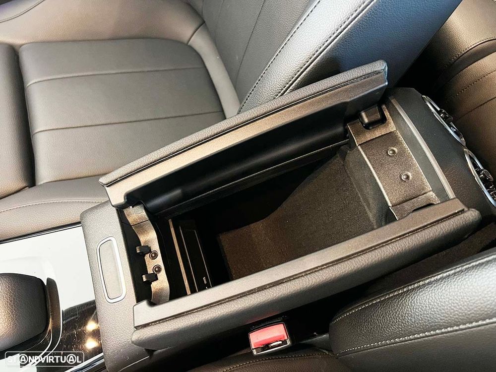 Mercedes-Benz A 250 e 8G-DCT Style - 19