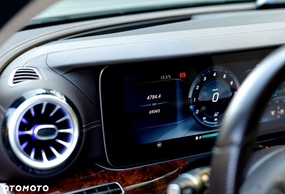 Mercedes-Benz Klasa E 400 4-Matic 9G-TRONIC - 9