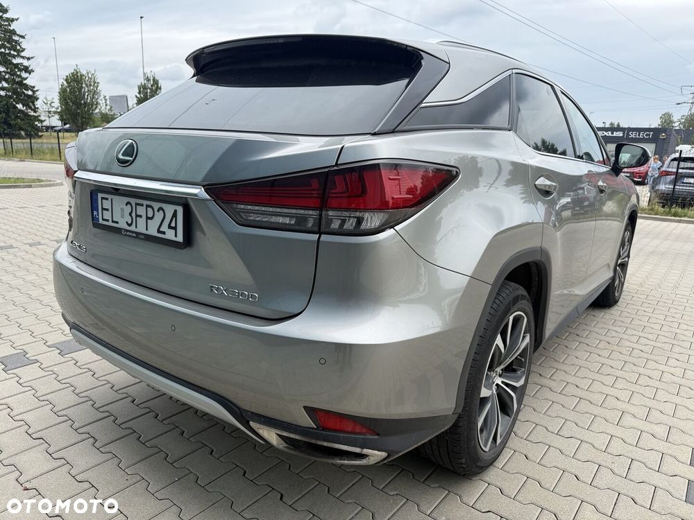 Lexus RX - 5