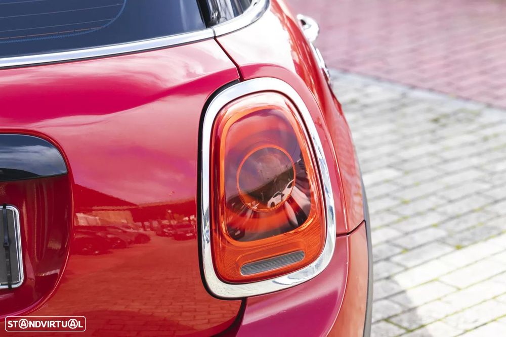 MINI 5 Portas Cooper D - 31