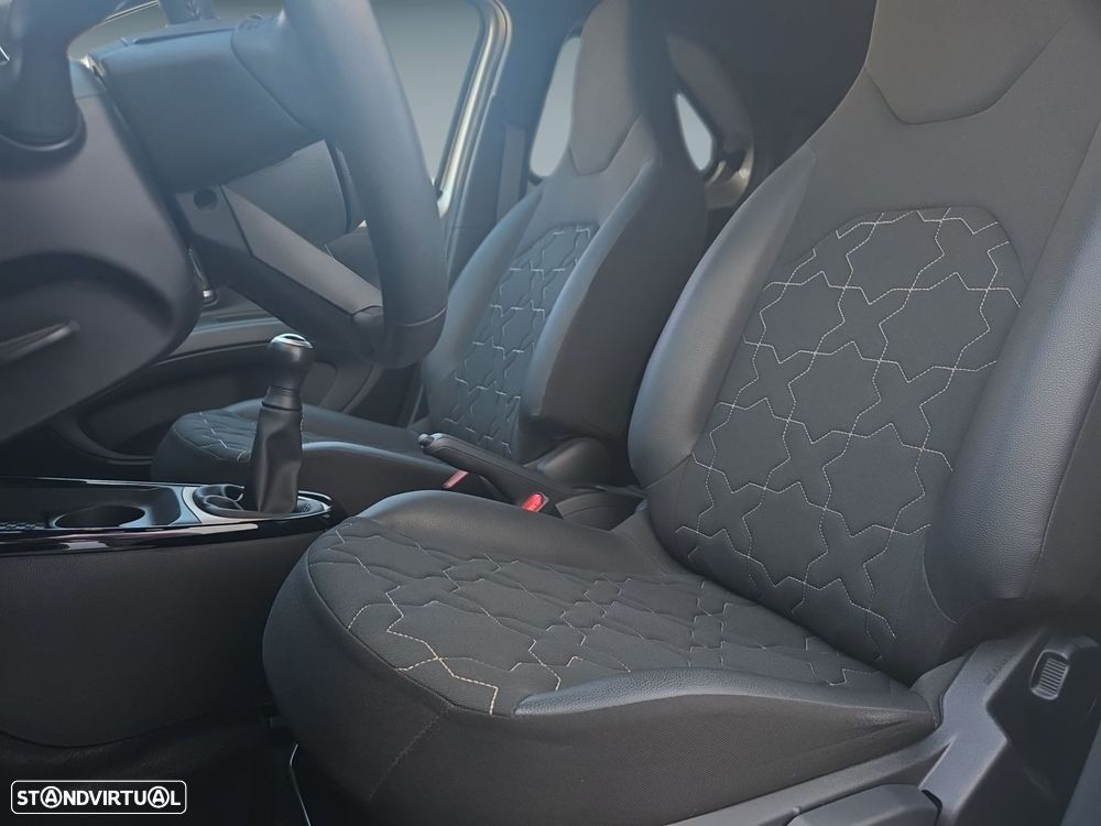 Toyota Aygo X - 11