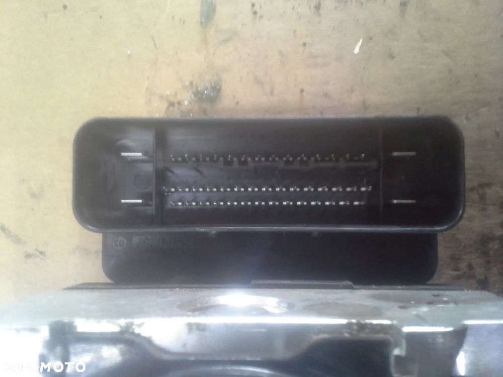 Ford Fokus MK3 pompa ABS BV61-2C405-AE - 4