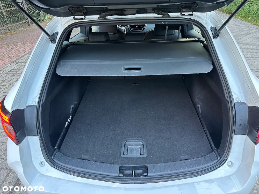 Toyota Corolla 1.8 Hybrid Comfort - 13