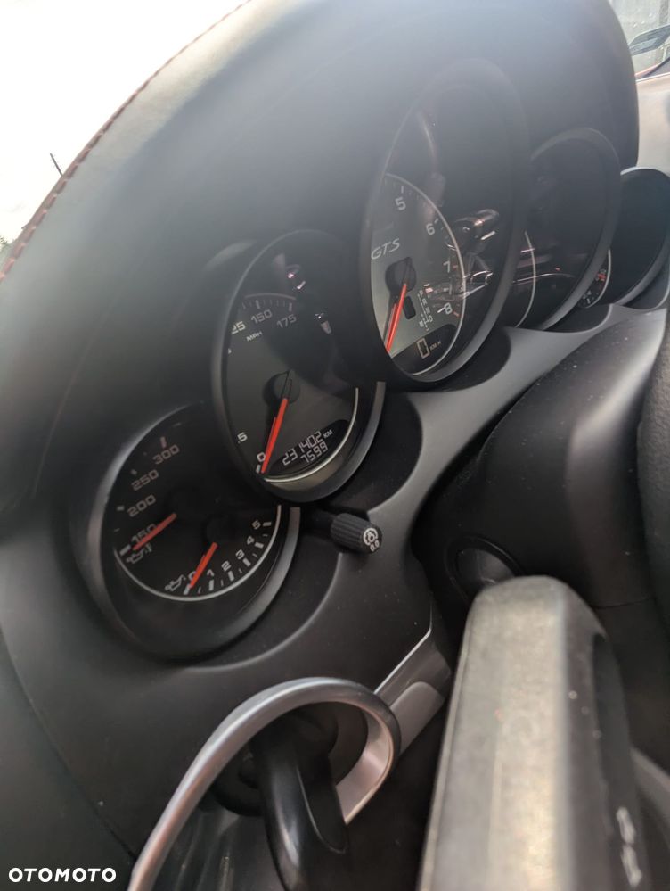 Porsche Cayenne GTS - 8