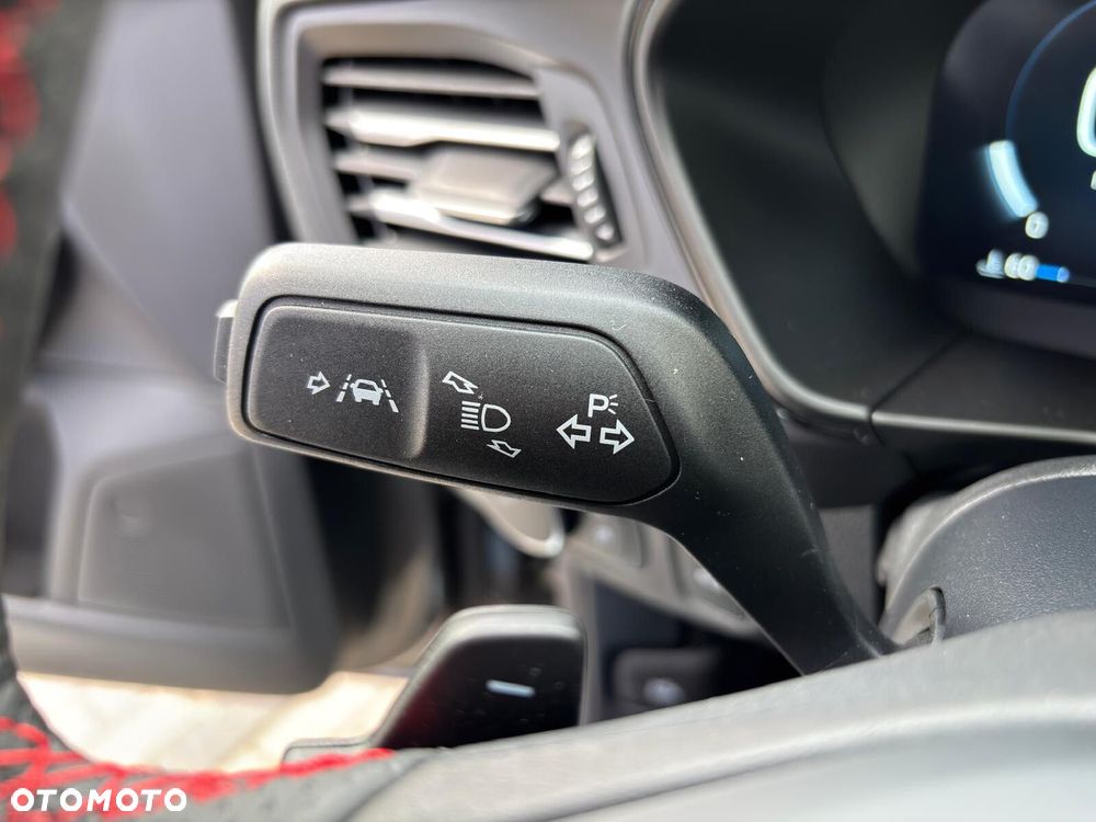 Ford Focus - 22