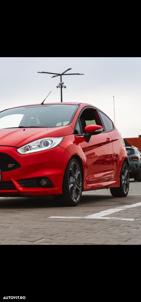 Ford Fiesta 1.6 ST - 20