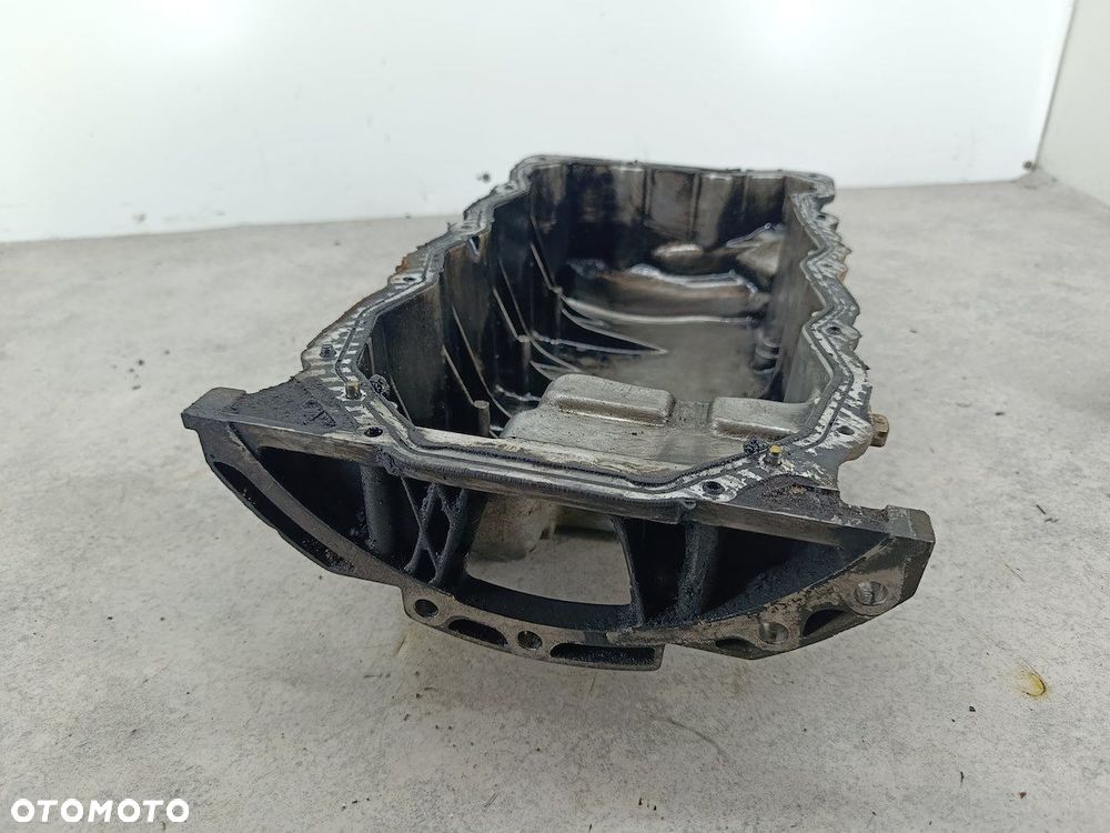 MISKA OLEJOWA HYUNDAI TUSCON I 2.0 CRDI - 3