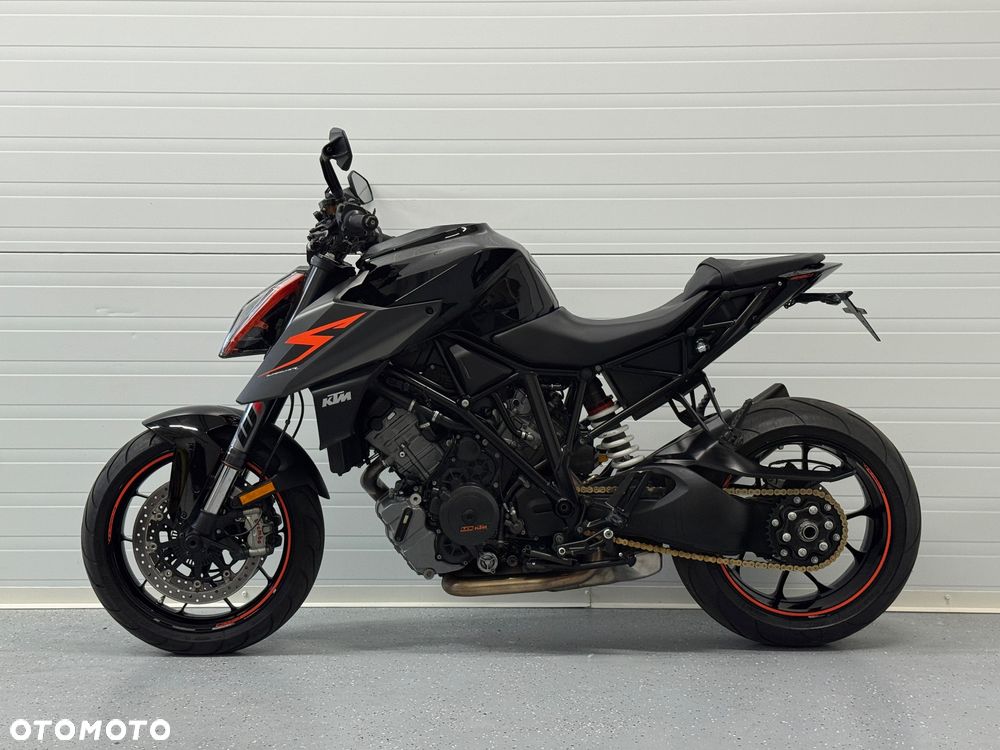 KTM Super Duke - 15