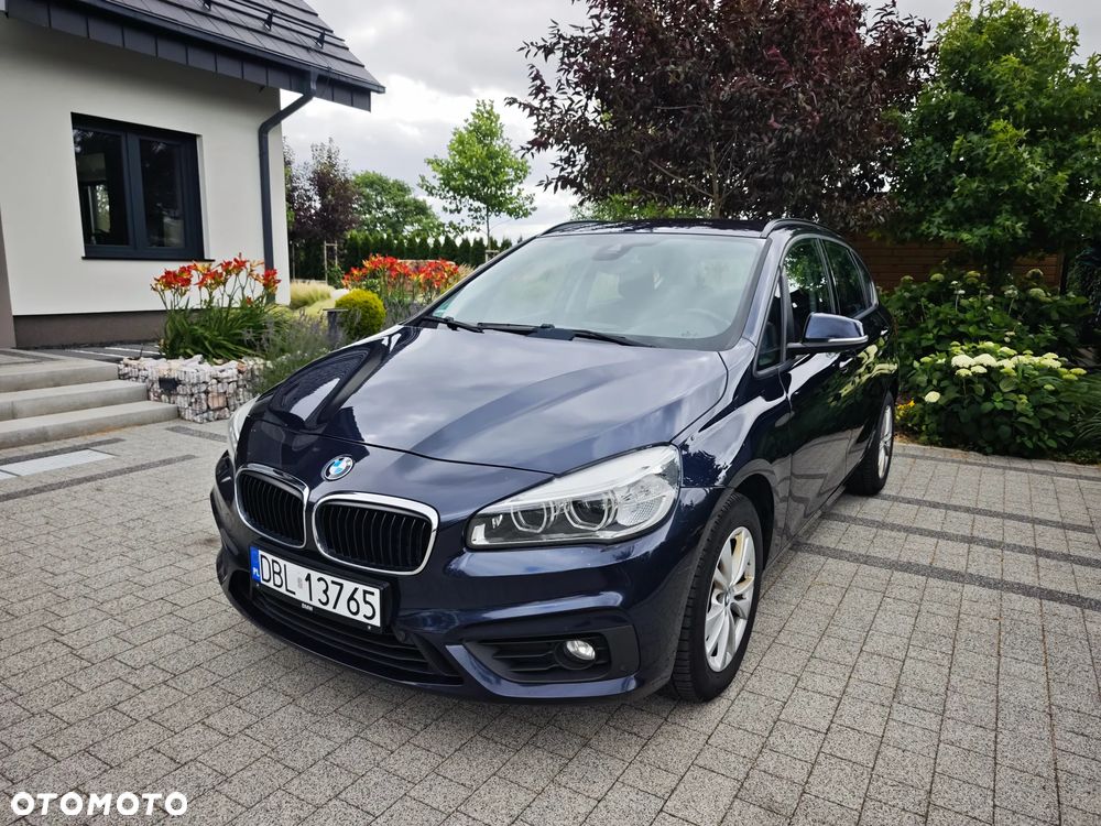 BMW Seria 2 218d - 6
