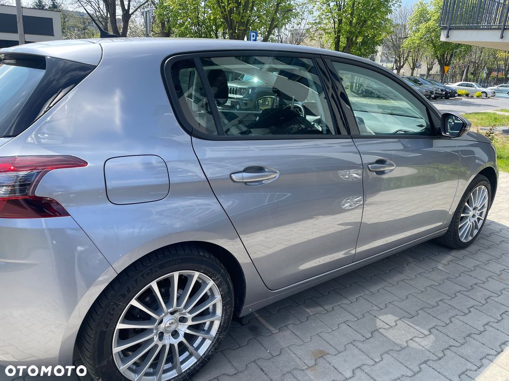 Peugeot 308 BlueHDi FAP 130 EAT8 Stop & Start Active Pack - 3