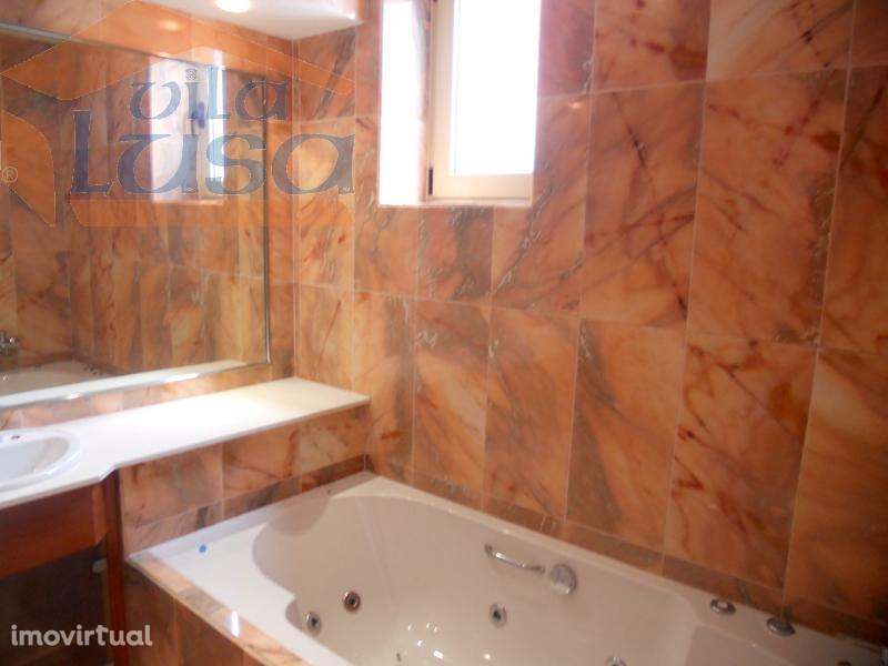 Moradia 3 Frentes Rotunda de Santo Ovídio - Grande imagem: 5/21