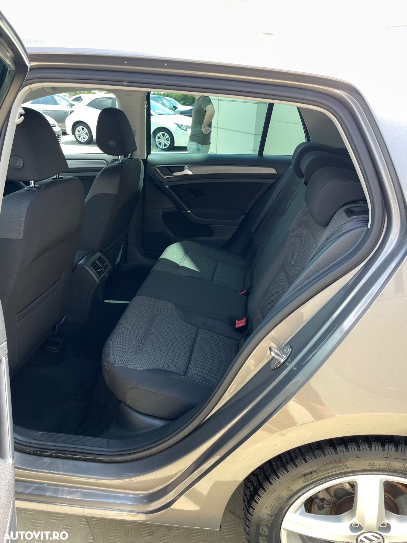 Volkswagen Golf 1.2 TSI BlueMotion Technology Comfortline - 28