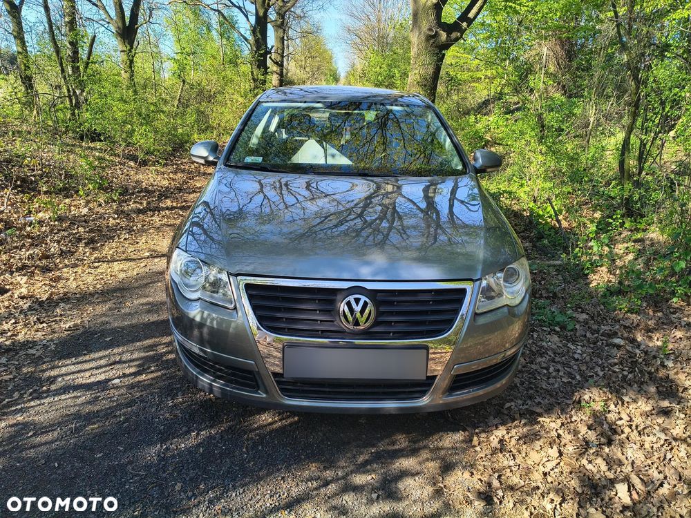 Volkswagen Passat 1.9 TDI DPF Comfortline - 3