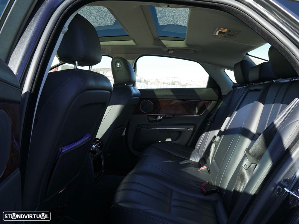 Jaguar XJ 3.0 V6 S Premium Luxury - 6