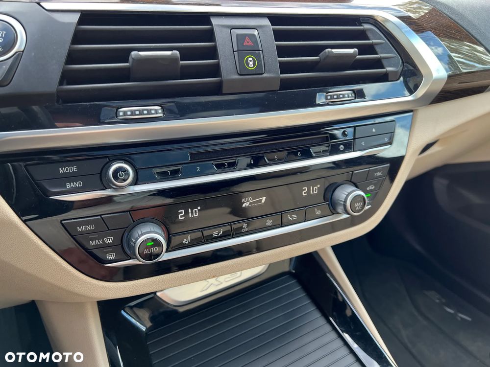 BMW X3 xDrive30i Advantage sport - 17