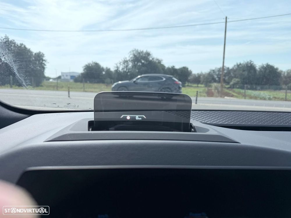 BMW 225xe Active Tourer e xDrive Pack Desportivo M - 29