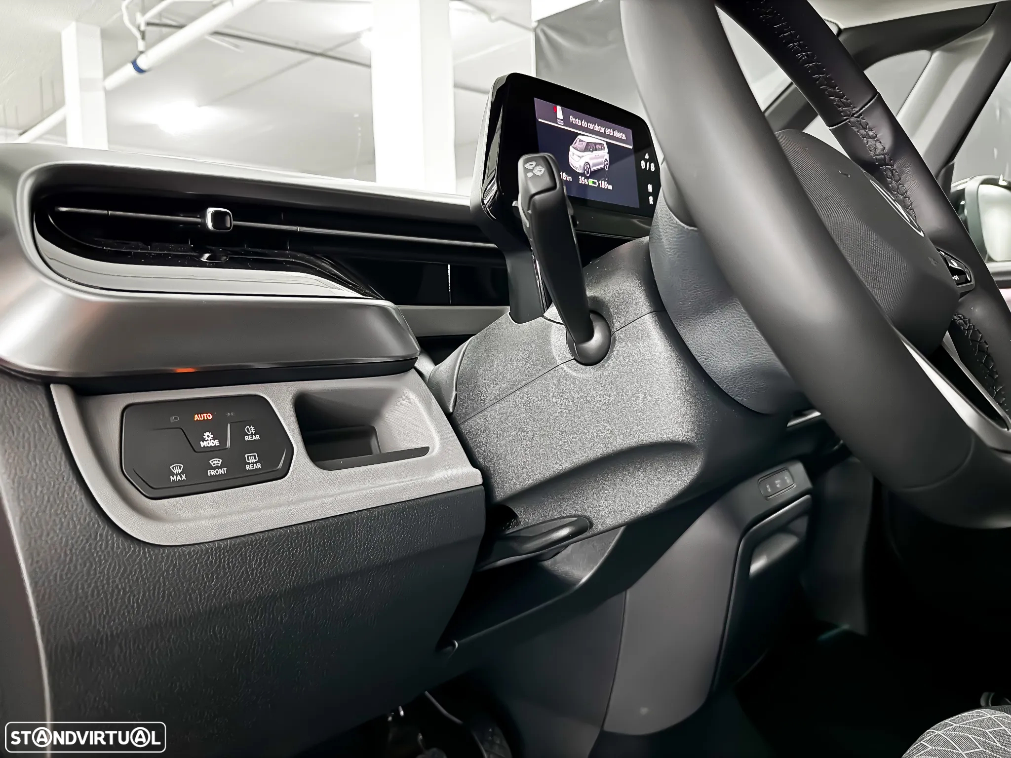 VW ID.Buzz 91 kWh Pro - 11