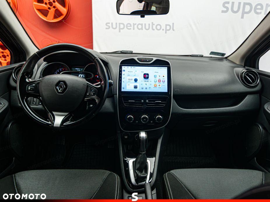 Renault Clio - 10