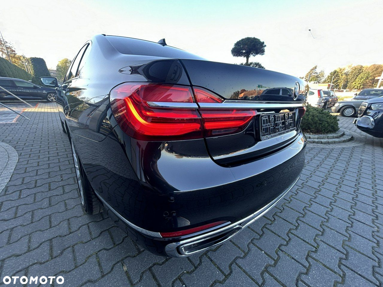 BMW Seria 7 - 8
