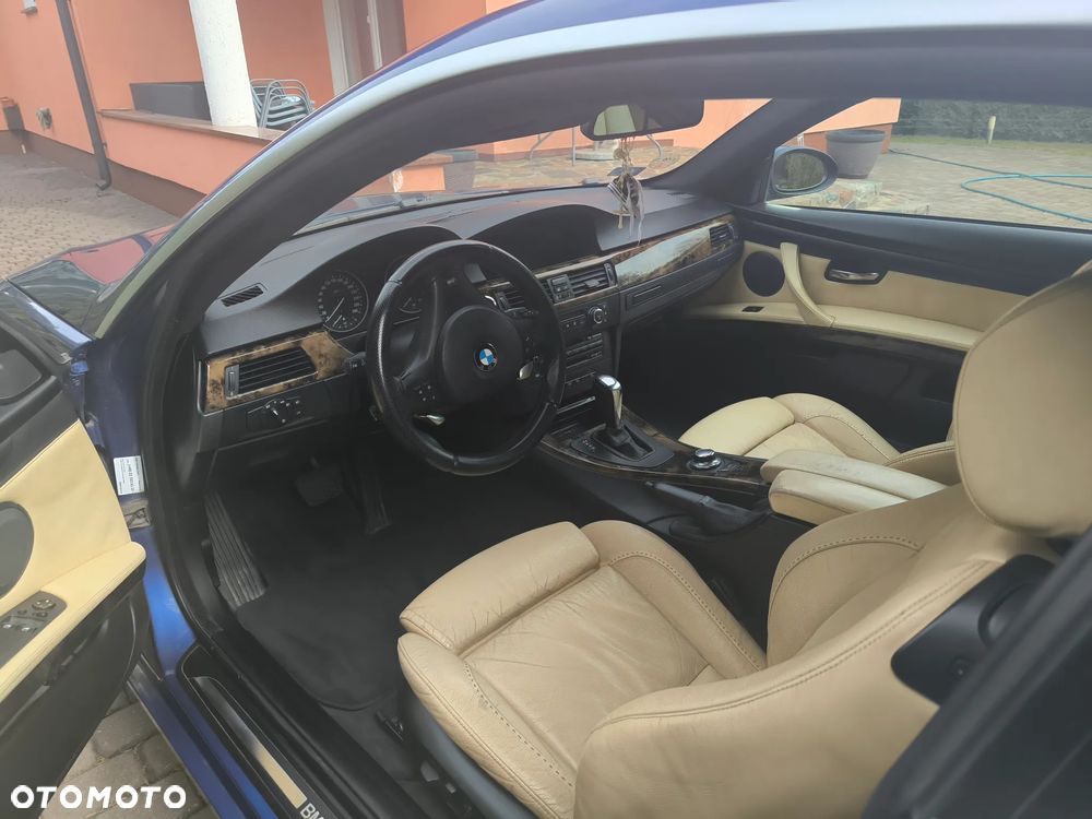 BMW Seria 3 335i xDrive Edition Exclusive - 5