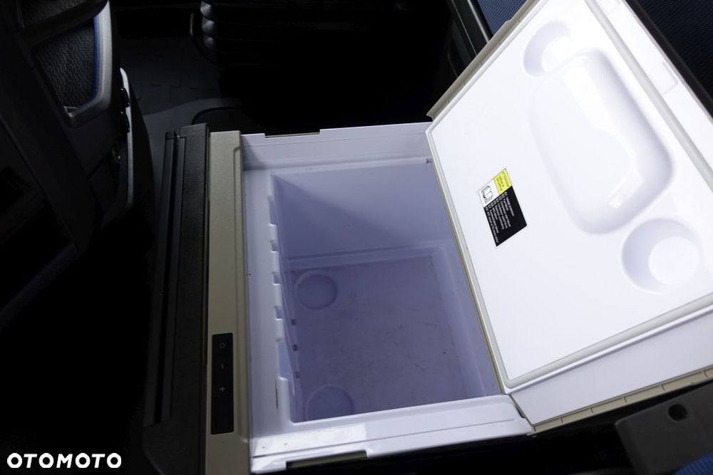 Volvo FH 500 GLOBETROTTER / I-SAVE / STANDARD / AUTOMAT / EURO 6 / KLIMATYZACJA POSTOJOWA / LODÓWKA / LED / NAVI / 2 ZBIORNIKI - 28