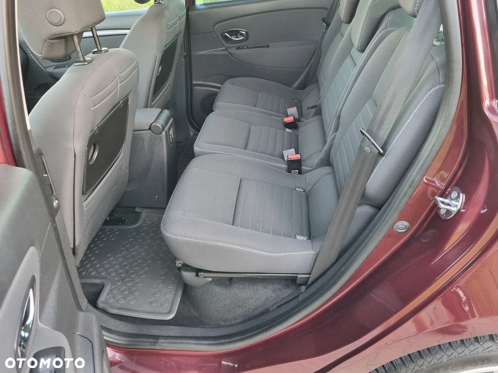 Renault Scenic - 17