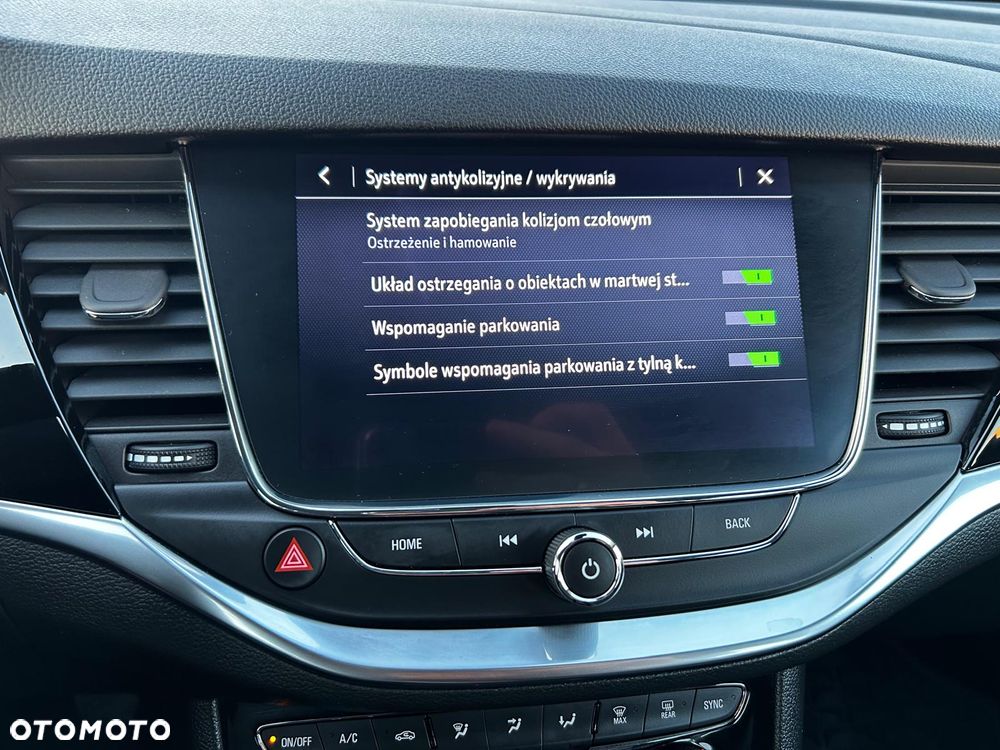 Opel Astra 1.2 Turbo Business Edition - 29