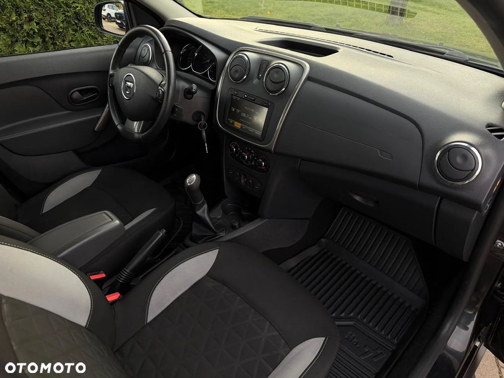 Dacia Sandero Stepway TCe 90 S&S Prestige - 37