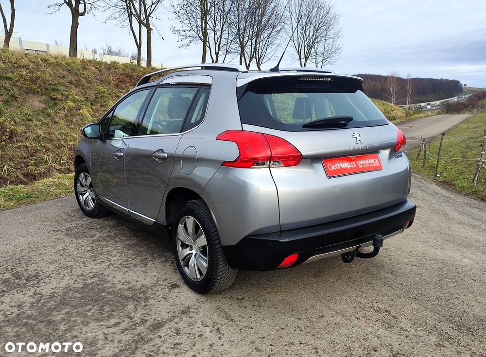 Peugeot 2008 1.6 VTi Allure - 11