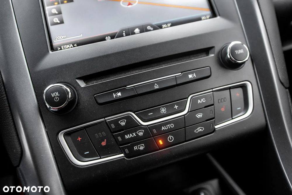 Ford Mondeo Turnier 2.0 TDCi Start-Stopp Titanium - 32