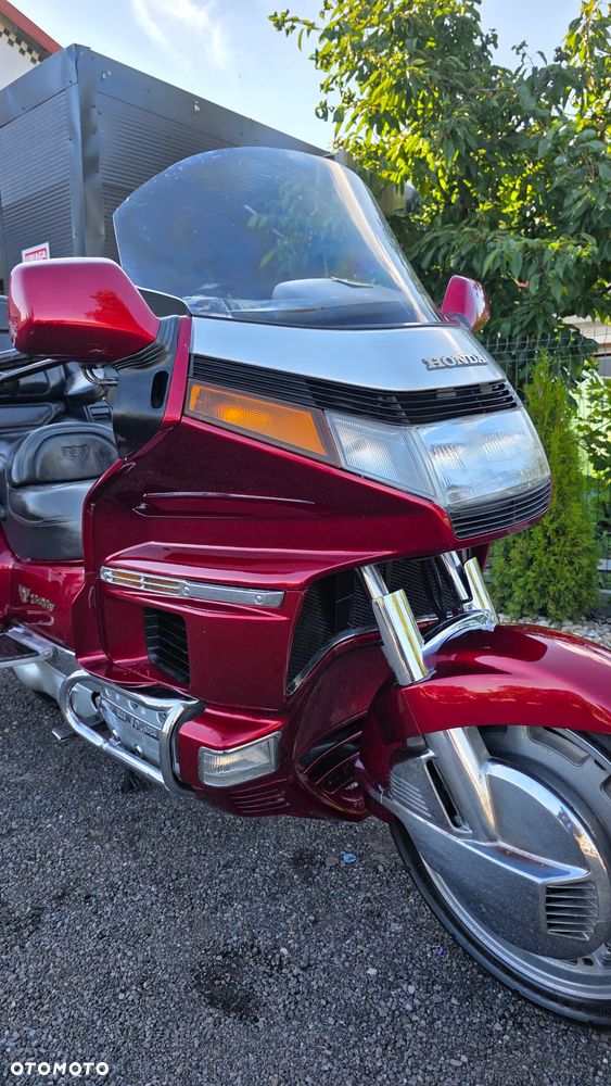Honda GL - 6