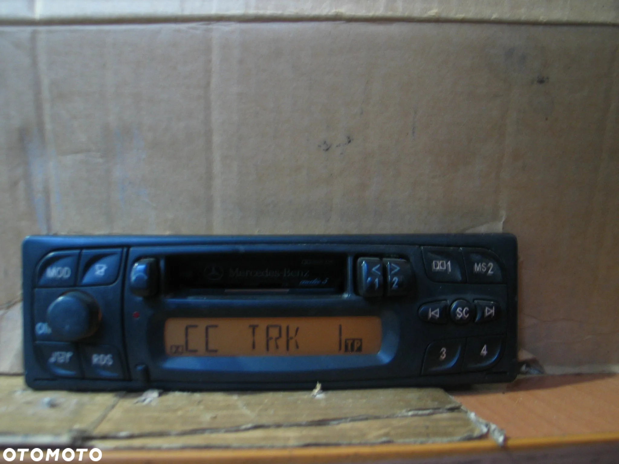radio radioodtwarzacz Mercedes audio 5 A1688200186 - 8