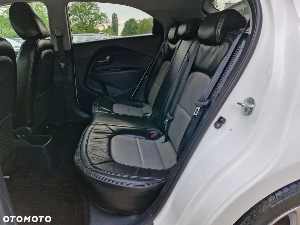 Kia Rio 1.2 Business Line - 13