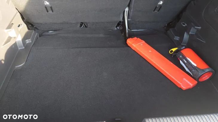 Opel Crossland X - 25