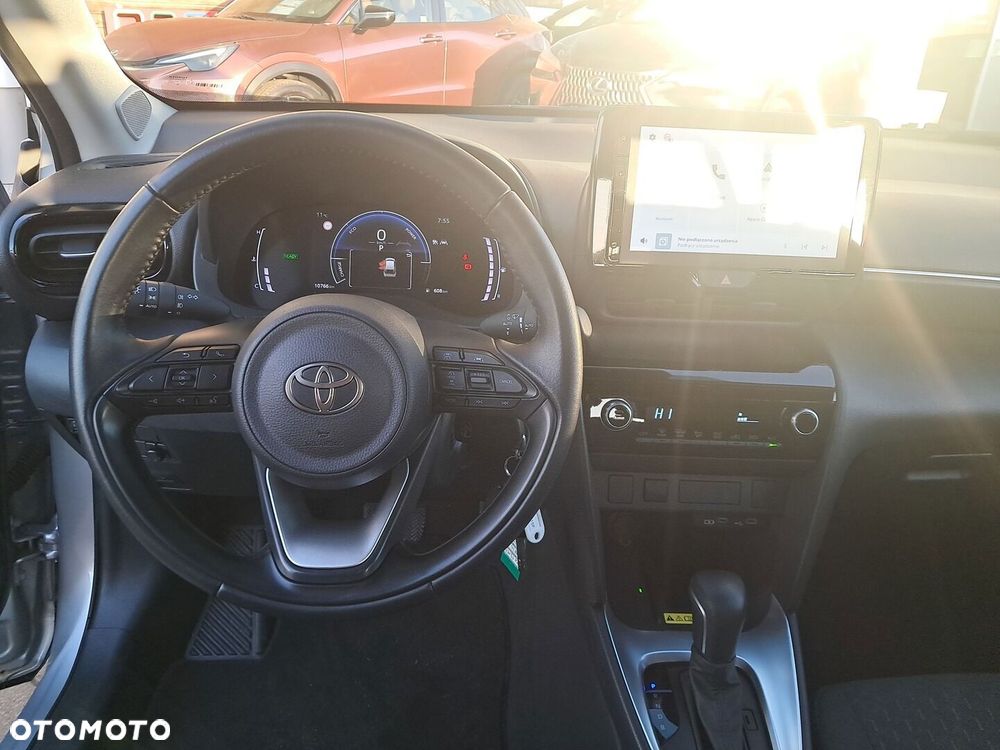 Toyota Yaris Cross Hybrid 1.5 Comfort - 18