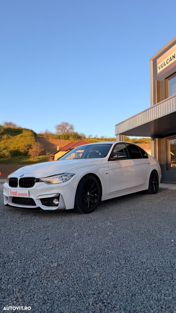 BMW Seria 3 320d Aut. Sport Line - 3