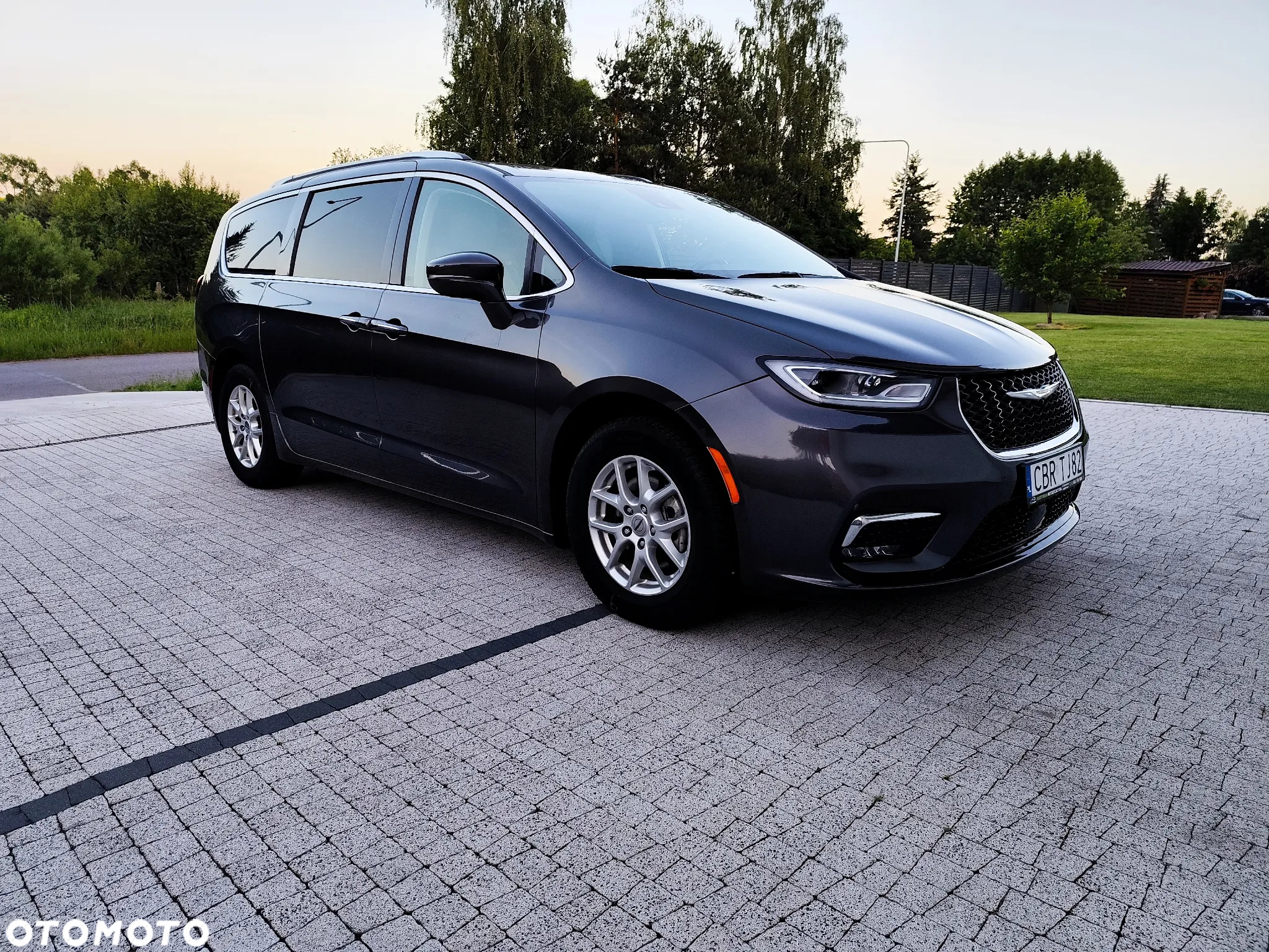 Chrysler Pacifica - 18
