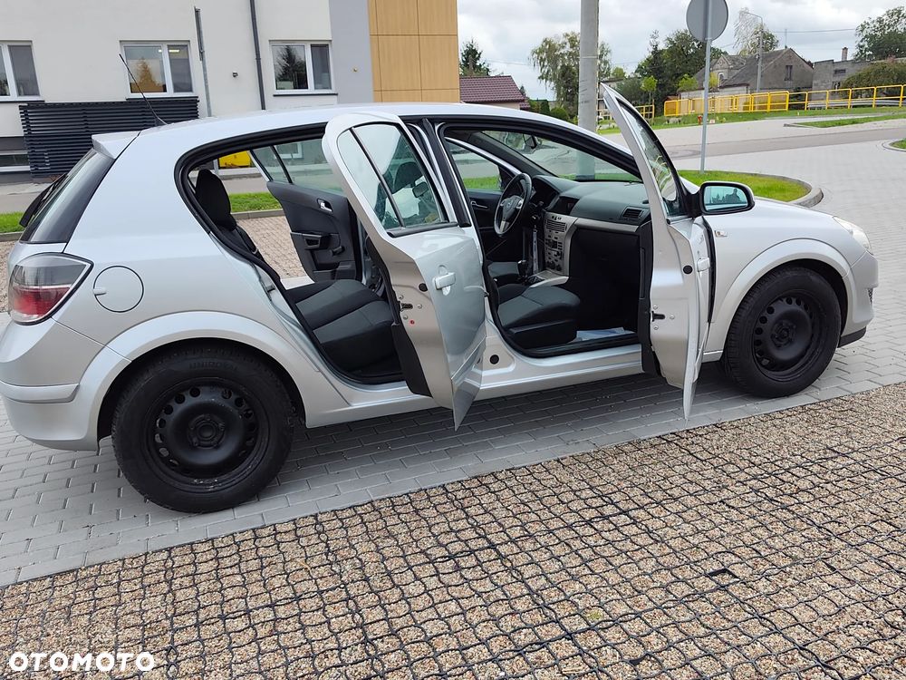 Opel Astra - 19