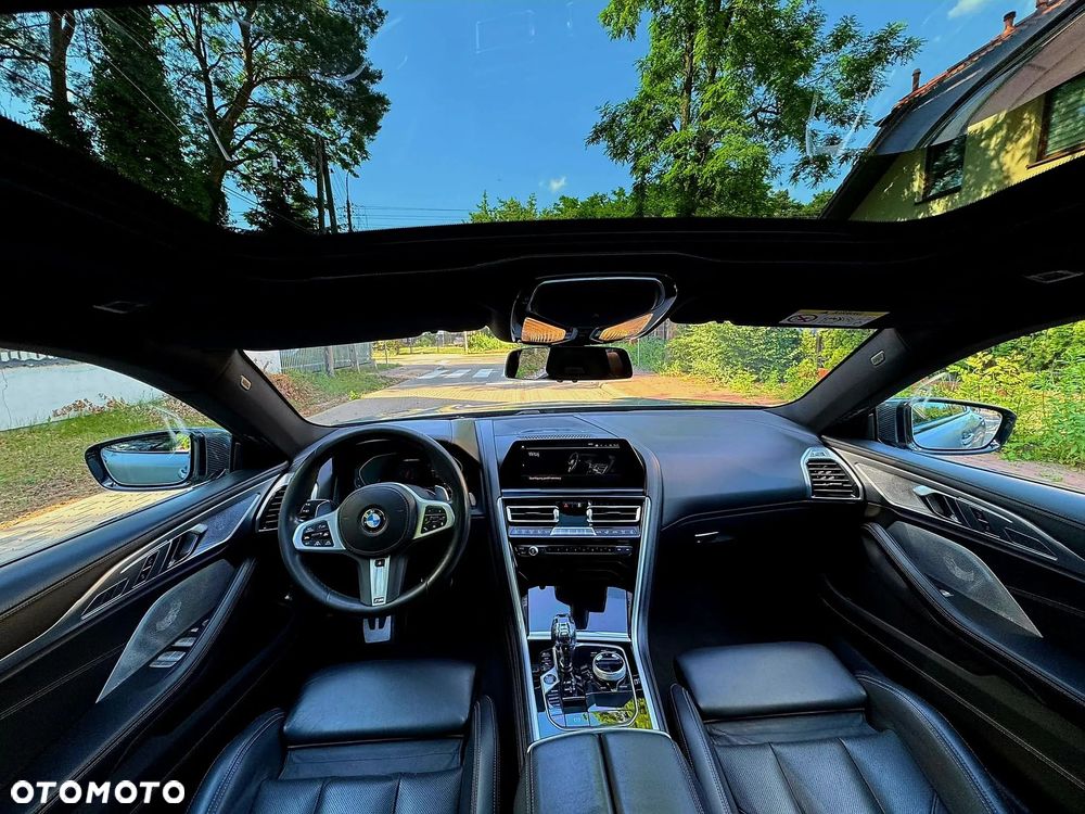 BMW Seria 8 M850i xDrive - 25