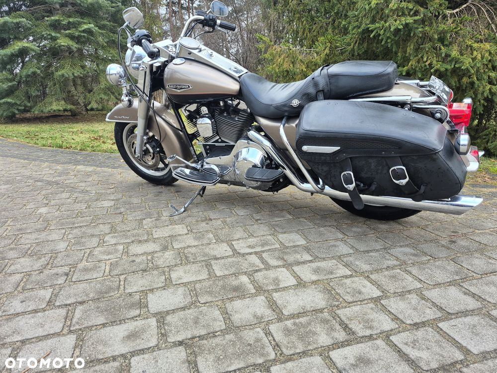 Harley-Davidson Touring Road King - 2