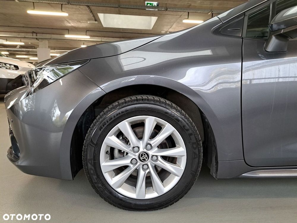 Toyota Corolla 1.8 Hybrid Comfort - 38