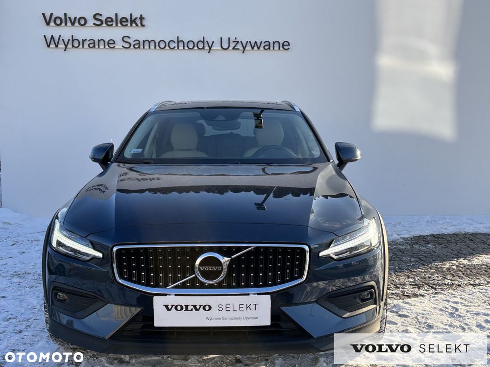 Volvo V60 Cross Country - 5