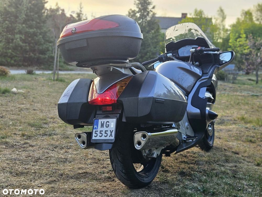 Honda ST - 3