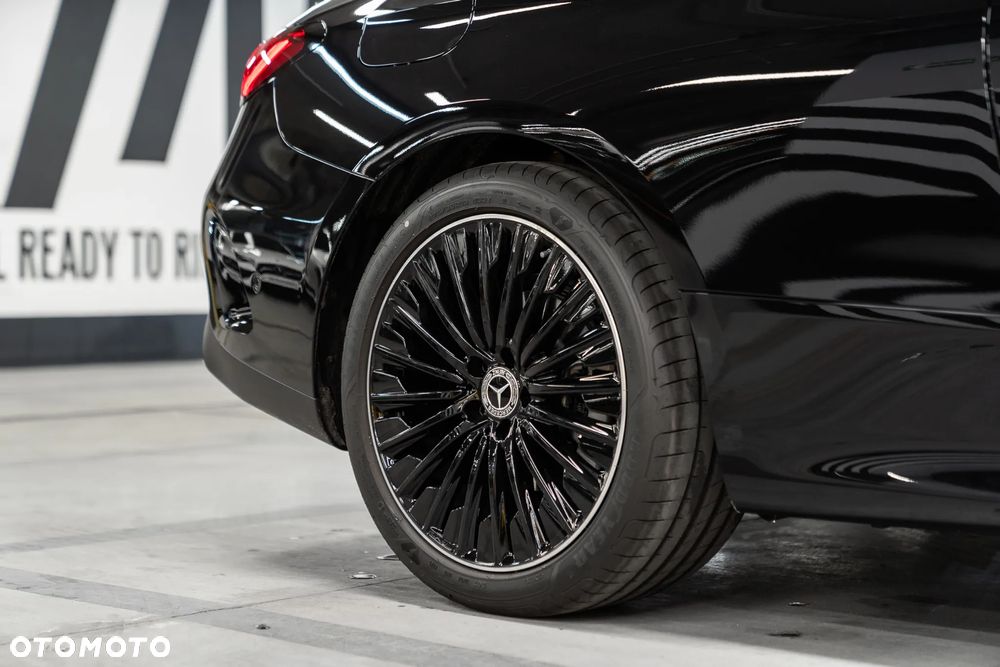 Mercedes-Benz CLE 300 mHEV 4-Matic AMG Line - 17