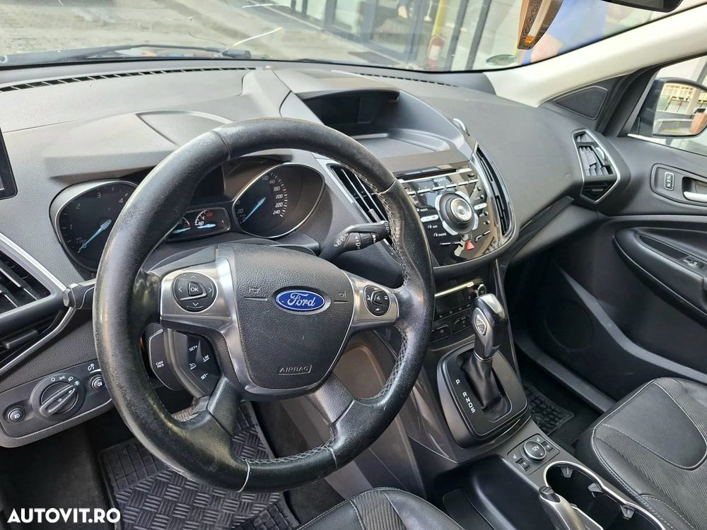 Ford Kuga 2.0 TDCi 4WD Powershift Individual - 9
