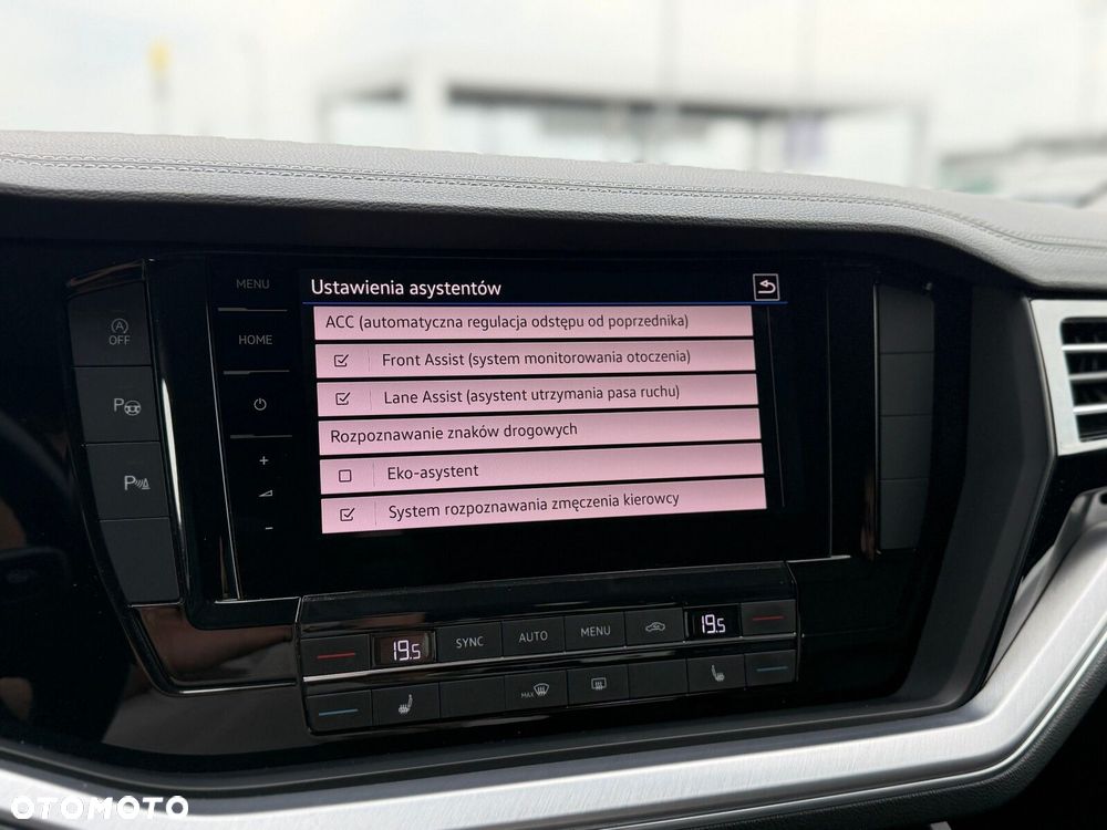Volkswagen Touareg - 36